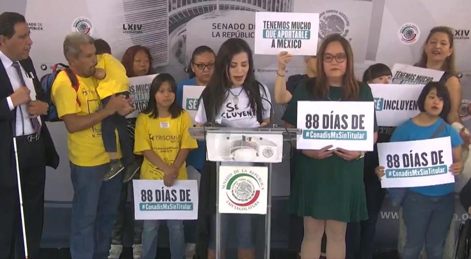 Ya son 88 días sin titular de Conadis, protesta colectivo en el Senado y exige inclusión