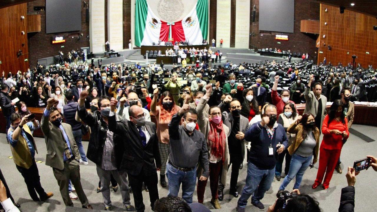 ‘Nos queremos vivos’: periodistas protestan y exigen seguridad a diputados y senadores