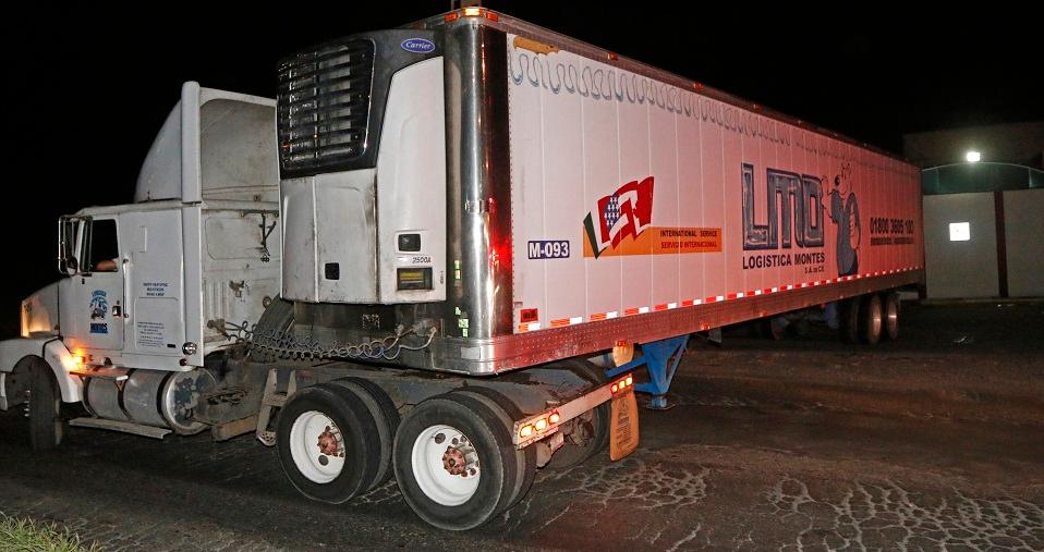 Destituyen al fiscal de Jalisco por irregularidades con tráiler de cuerpos no identificados