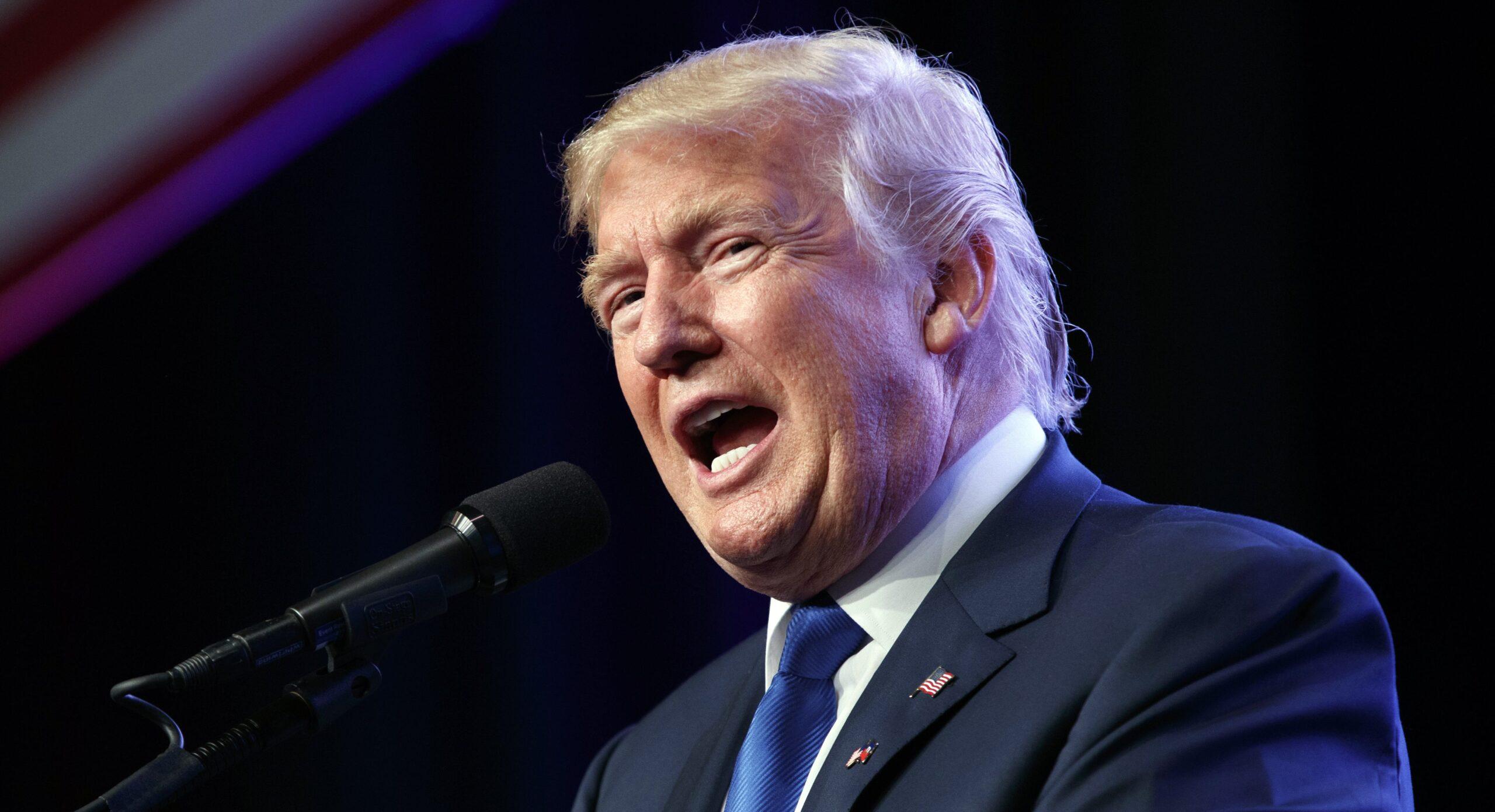 Negocio redondo para Trump: sus empresas ganan 8 mdd gracias a su campaña