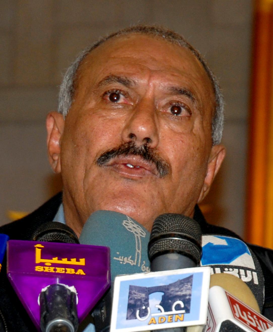 Presidente de Yemen dice que no se postulará a reelección
