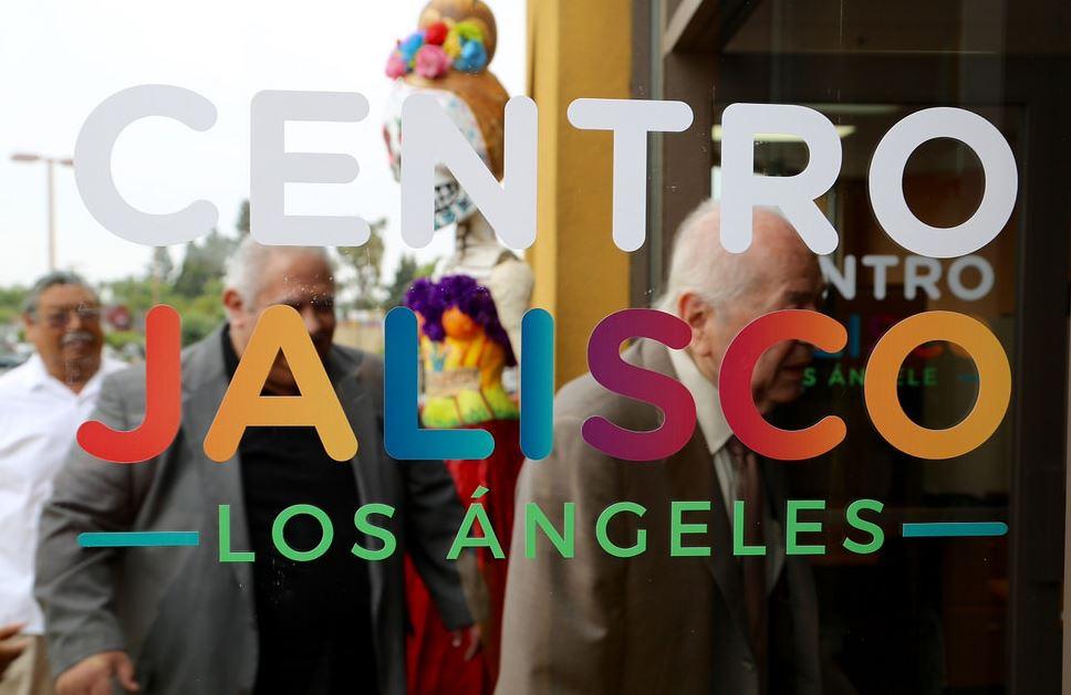 Inauguran en Los Ángeles, EU, un Centro para atender a migrantes jaliscienses