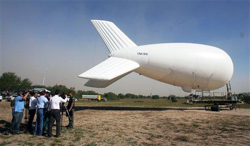 EU prueba vigilancia de frontera con México con globos