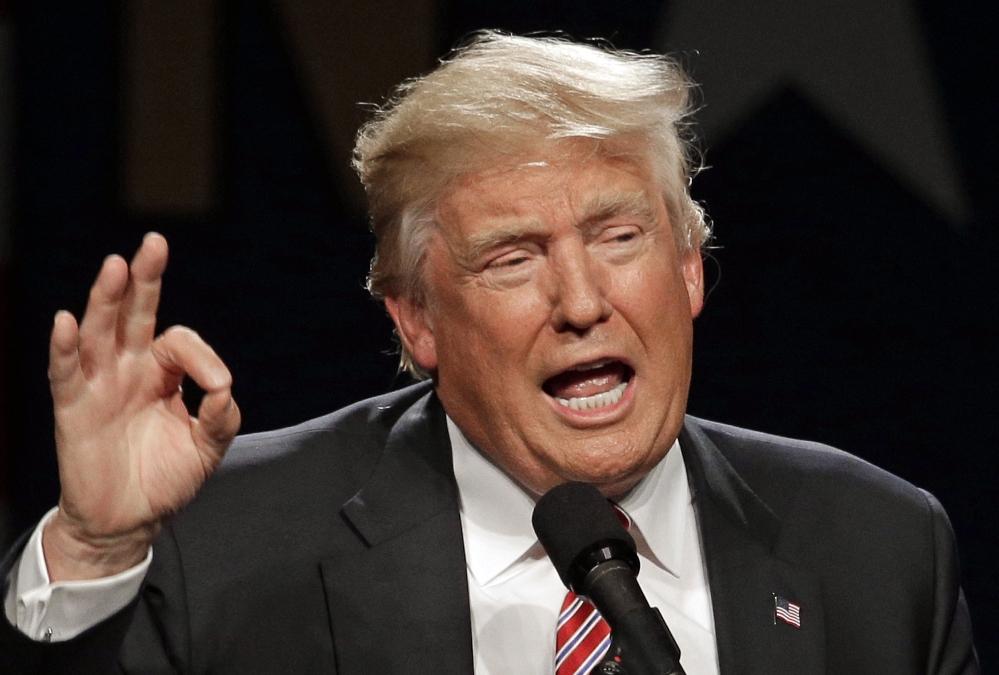 Donald Trump despide a su jefe de campaña