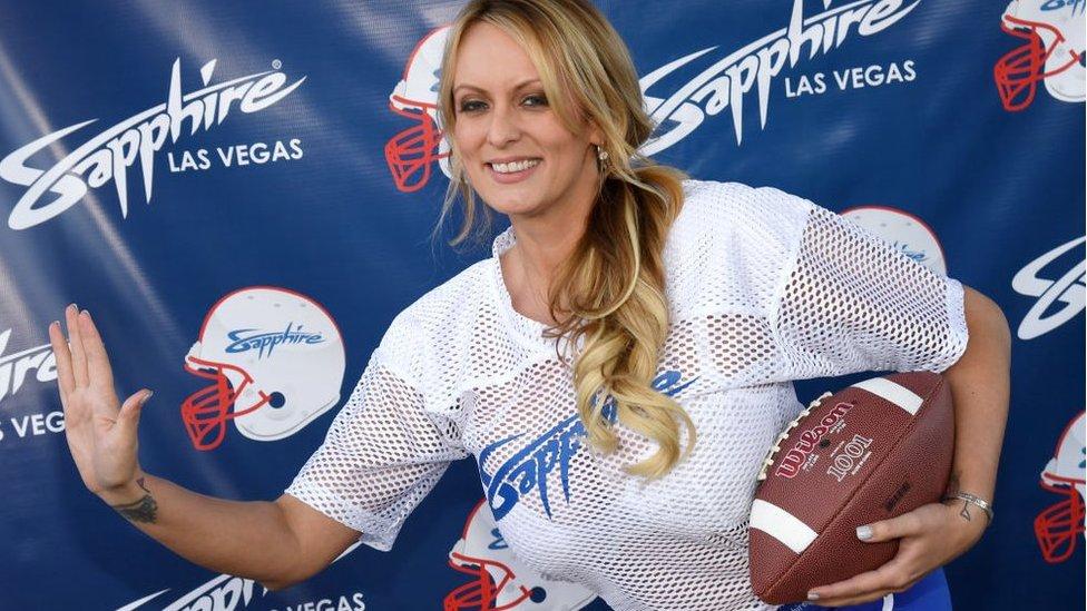 La actriz porno Stormy Daniels demandó al presidente de Estados Unidos, Donald Trump, para romper “acuerdo de confidencialidad” sobre supuesto affaire