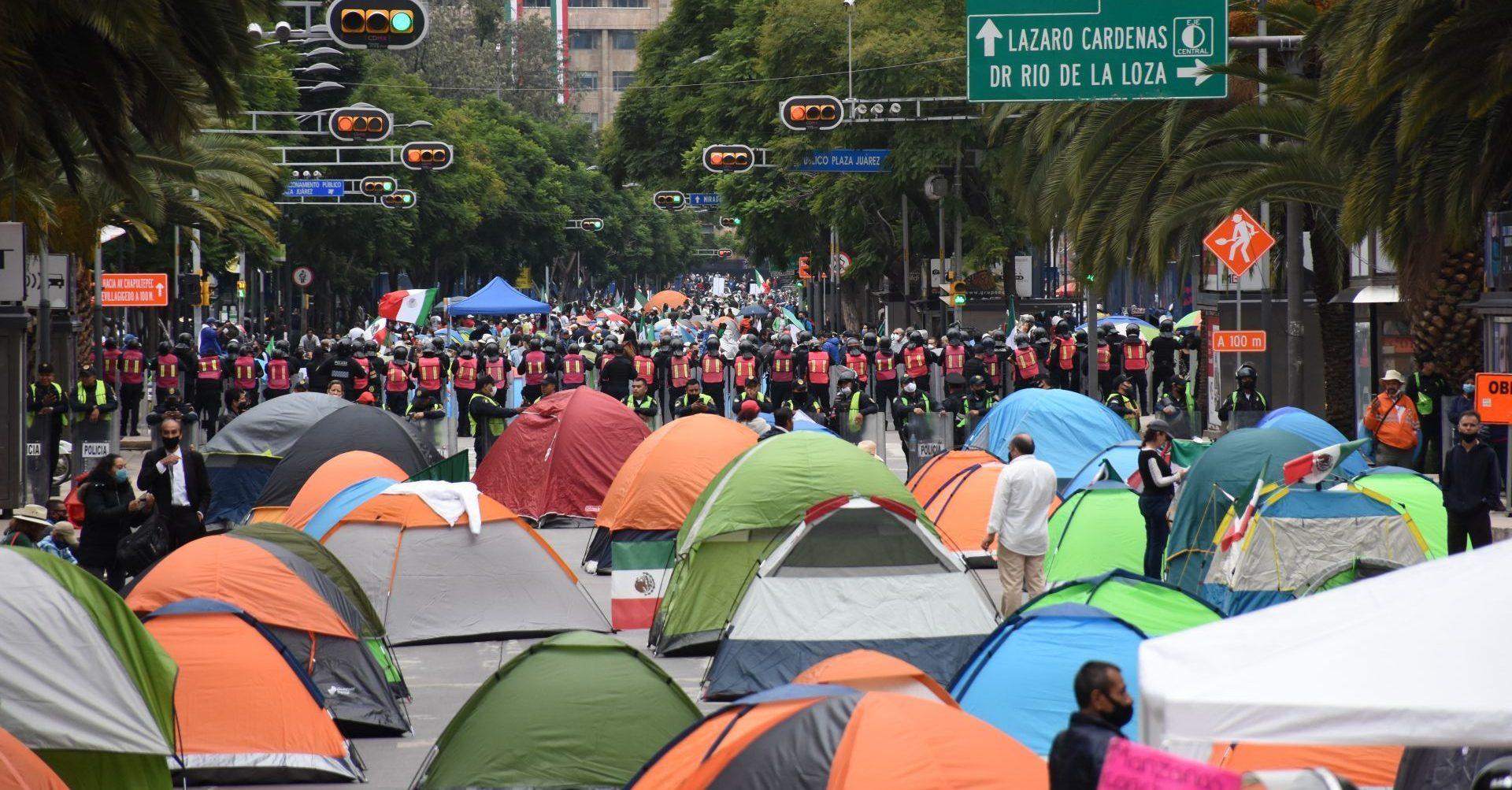 Se impidió a Frena llegar al zócalo para evitar enfrentamiento con feministas: Sheinbaum