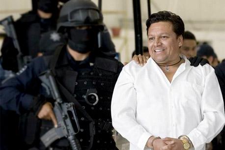 Siete años de cárcel para <i>pastor</i> que secuestró avión de Aeroméxico