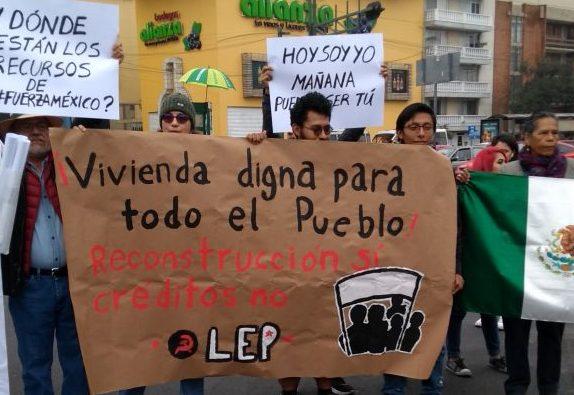 Damnificados por el sismo protestan con bloqueos y exigen recursos para reconstrucción