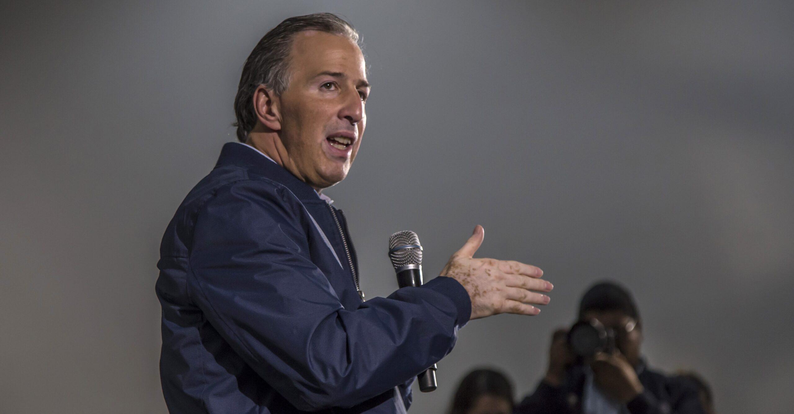 Nestora Salgado no ha sido exonerada, dice el equipo de campaña de Meade