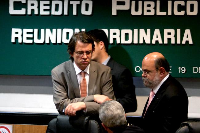 Diputados elevan déficit para incrementar ingreso