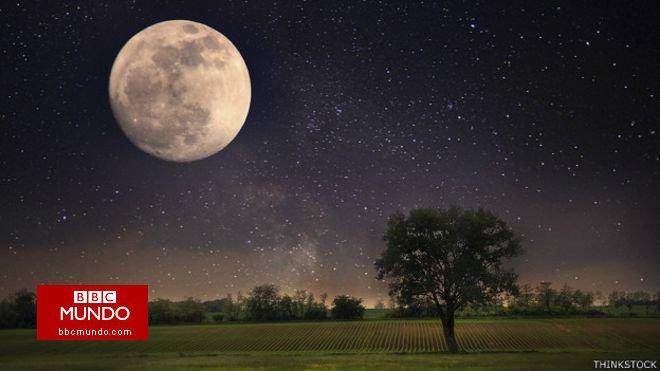 El porqué la Luna se está alejando de la Tierra