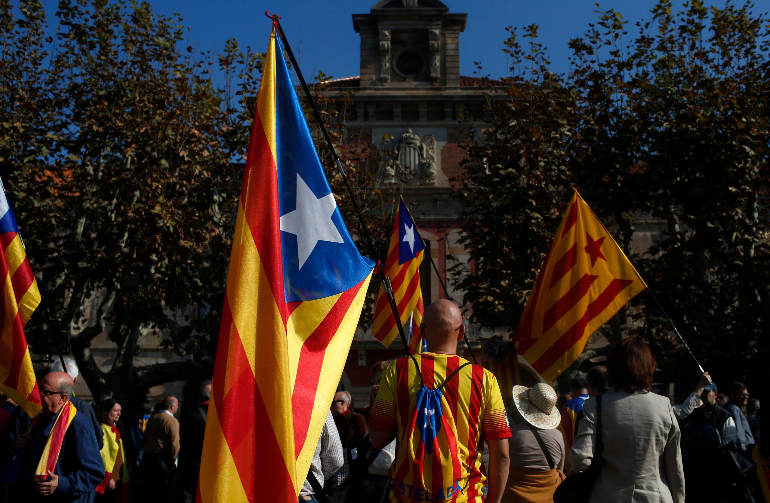 Qué significa la “desobediencia” de Cataluña en su búsqueda de independencia de España