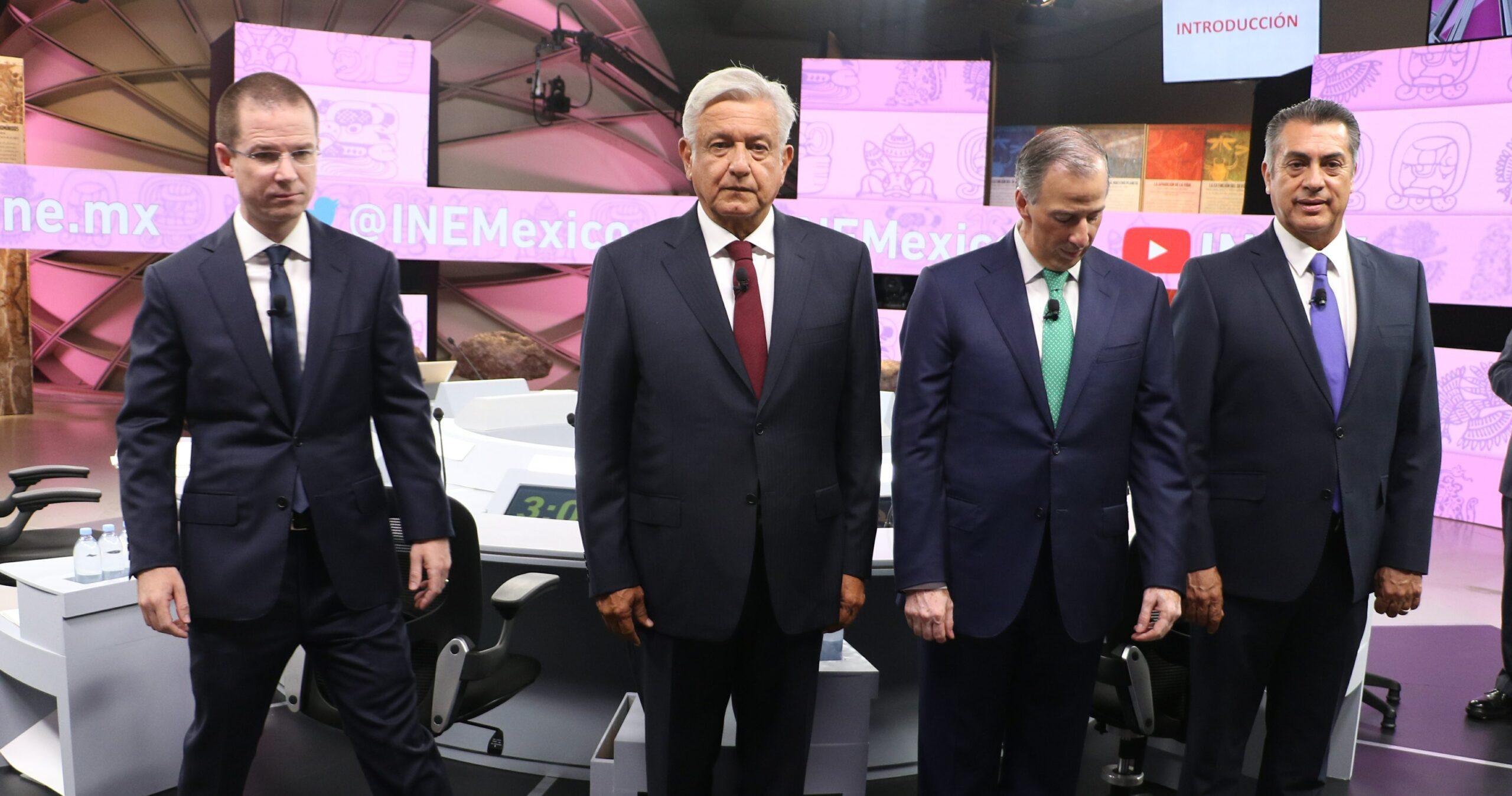 Qué hacer con la reforma educativa, salud y celulares para todos, las propuestas en el debate