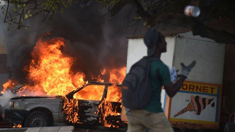 Protestas en Haití: cómo las manifestaciones contra el gobierno acabaron en una violenta crisis en el país más pobre de Occidente