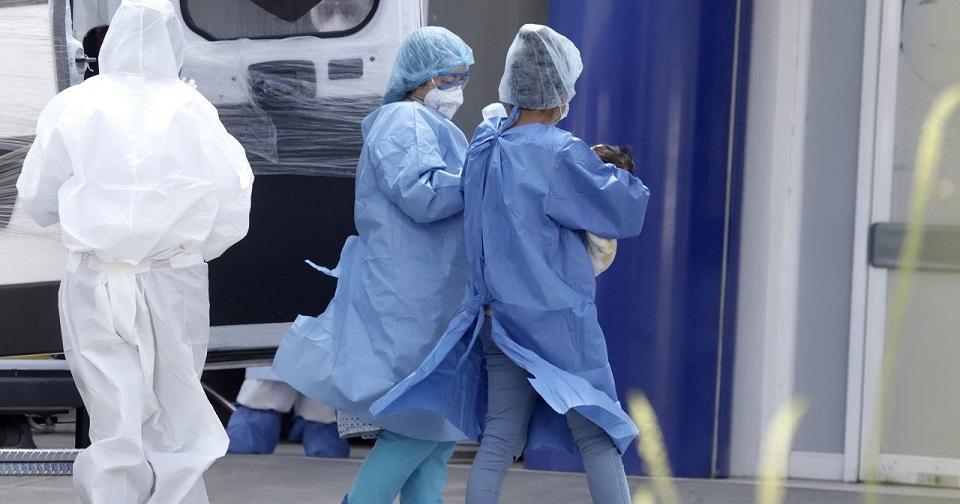 ‘Estamos desprotegidos’: Personal de hospitales acusa falta de protocolos y equipo COVID-19