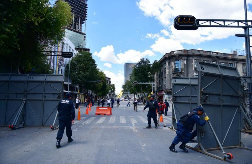 Autoridades quitan valla de la Policía Federal en Bucareli para permitir el libre tránsito