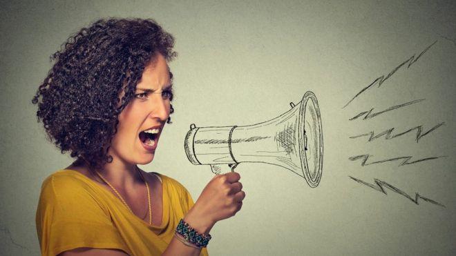 Cómo anunciar en redes sociales que te despidieron (y ayudarte a encontrar otro trabajo)