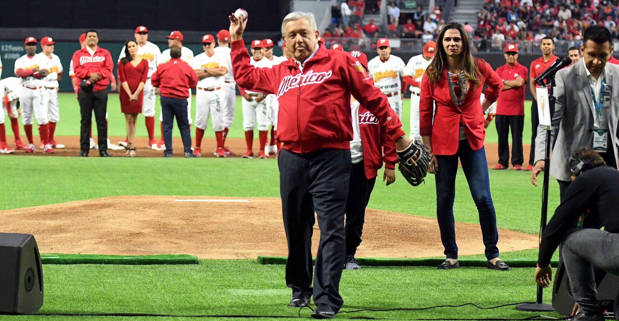 Escuelas de béisbol en Sonora se construirán a pesar de cuestionamientos, dice AMLO