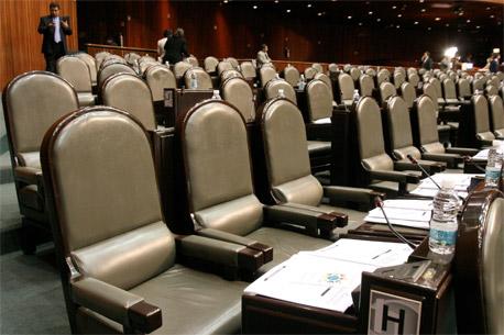 Pasan lista y se van