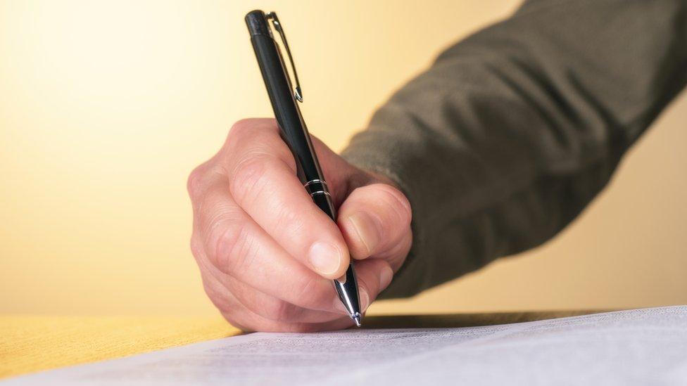 Cómo Alexander Rinke, director de Celoins, consiguió crear una empresa de US$1.000 millones escribiendo cartas a mano