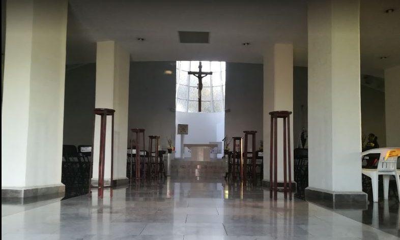 Tras discusión, hombre asesina a sacerdote de Izcalli en su iglesia