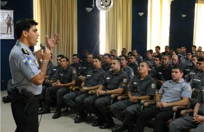 Policías humanistas, la alternativa a las balas en Brasil