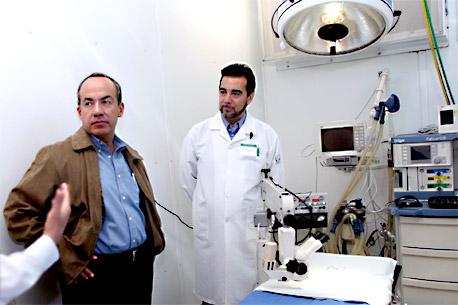 México tiene la mejor cobertura de salud del mundo: Calderón