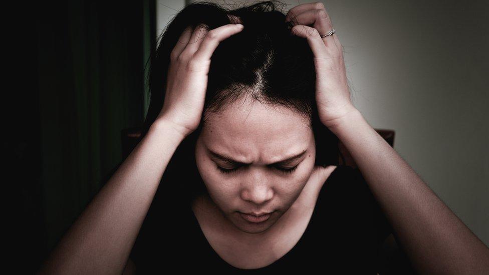 Suicidio feminicida en El Salvador: qué es y por qué este el único país de Latinoamérica que lo sanciona