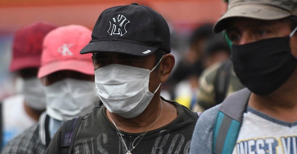 Presidente de Guatemala acusa a México de reaccionar tarde ante COVID-19