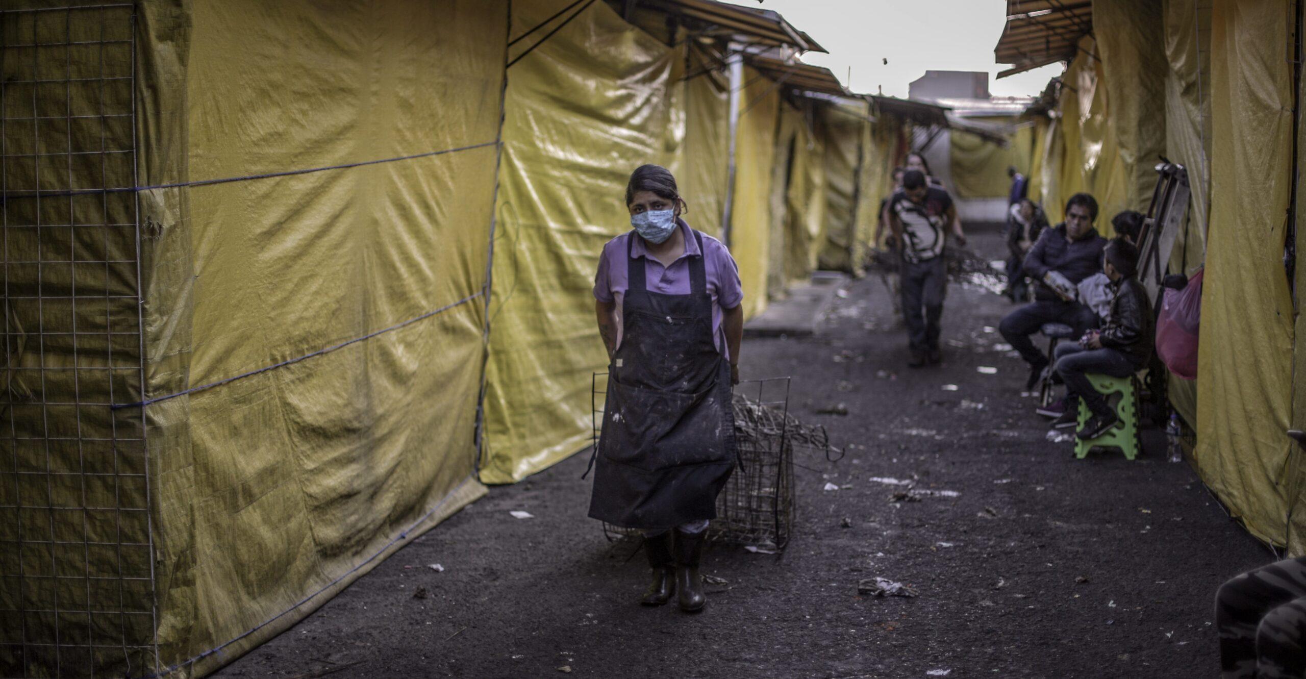 ‘¿Van a reparar el mercado, o qué va a pasar?’: comerciantes de La Merced en la incertidumbre tras incendio