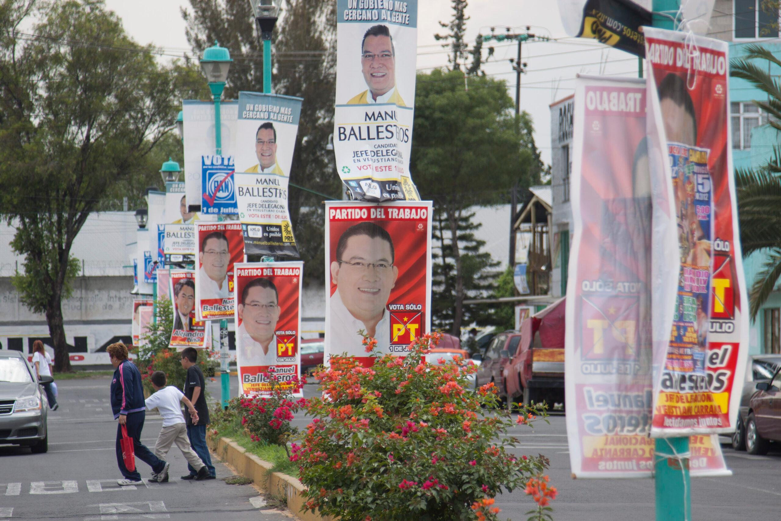 Durante 231 días  en 2012 se transmitieron spots de partidos políticos