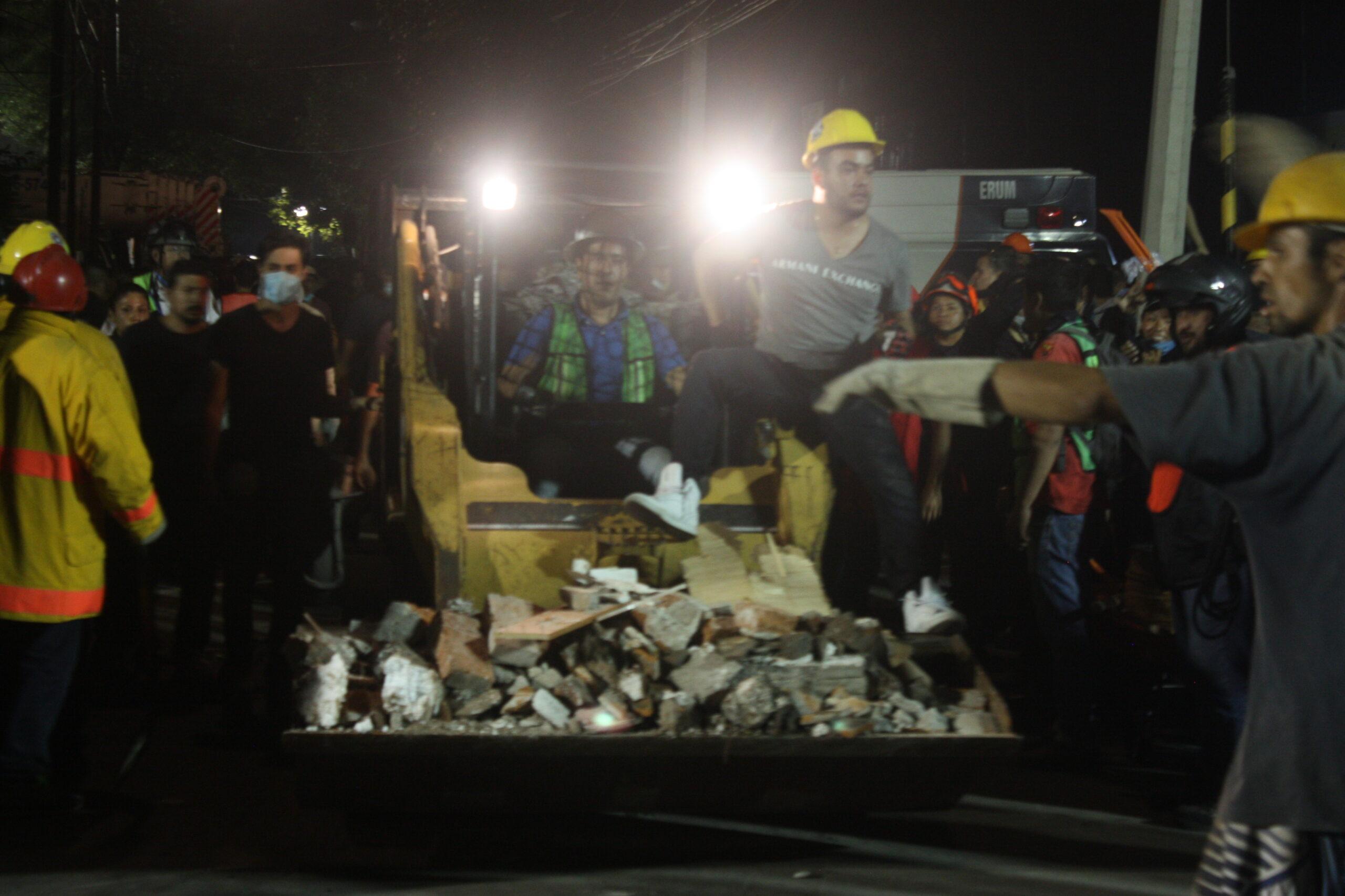 Fátima, la niña atrapada en los escombros de la escuela Rébsamen, que pidió ayuda por WhatsApp