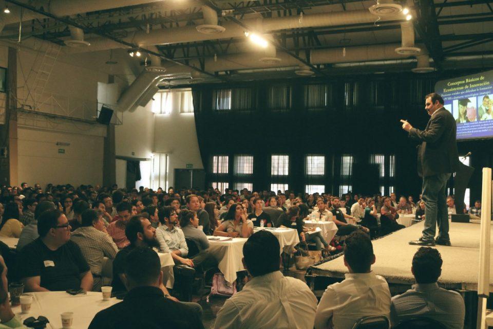 Falta de recursos y corrupción, los muros que México le impone a sus científicos