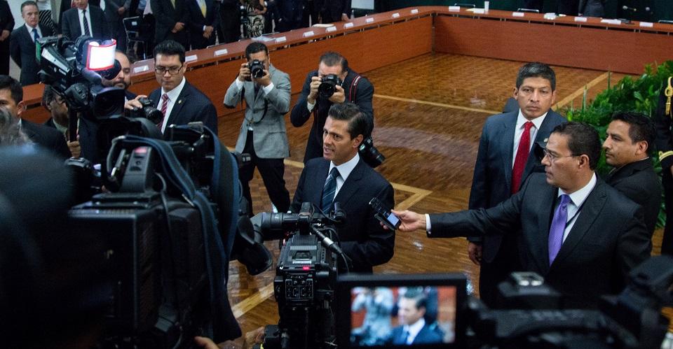 Difunde Presidencia lista de empresas y periodistas que tuvieron contratos con gobierno de EPN