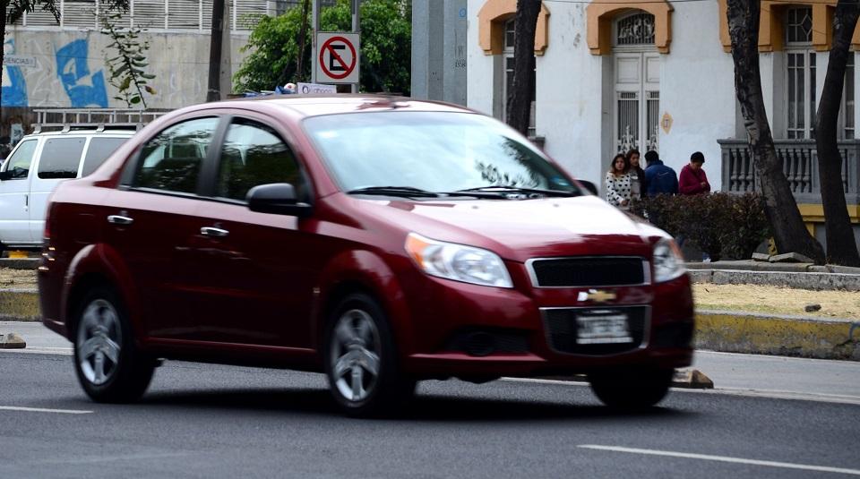 Meten reversa a exámenes para obtener licencia de manejo en CDMX; gobierno quitó el requisito