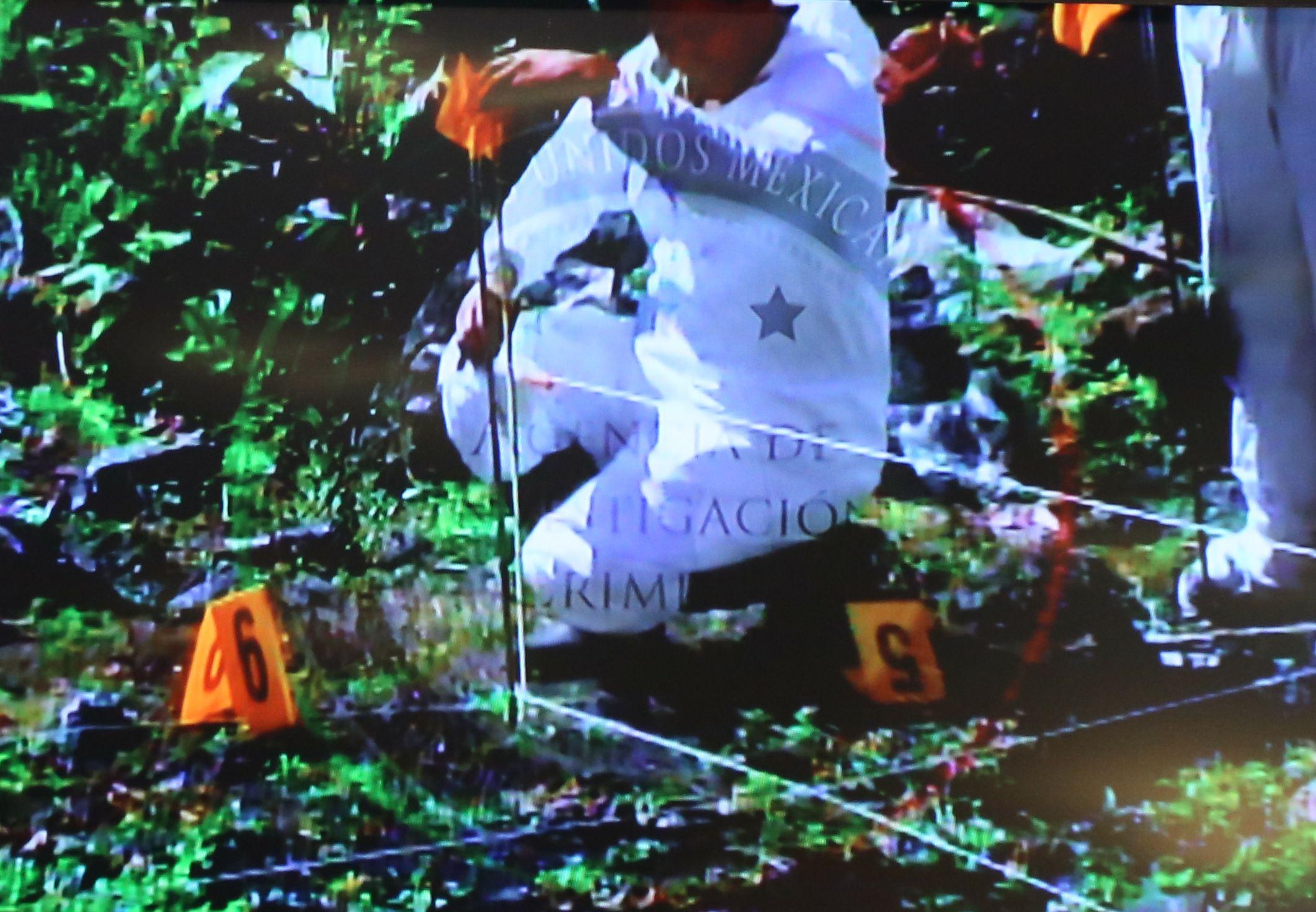 Hay indicios del asesinato de un “amplio número de personas”; seguimos buscando: Murillo Karam