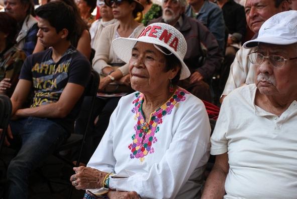 Aumenta preferencia electoral para diputados del PRI y de Morena, según Mitofsky