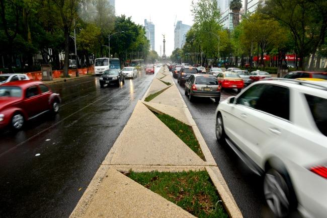 Los autos ‘viejos’ (de más de 2 años) deberán ser verificados dos veces en México