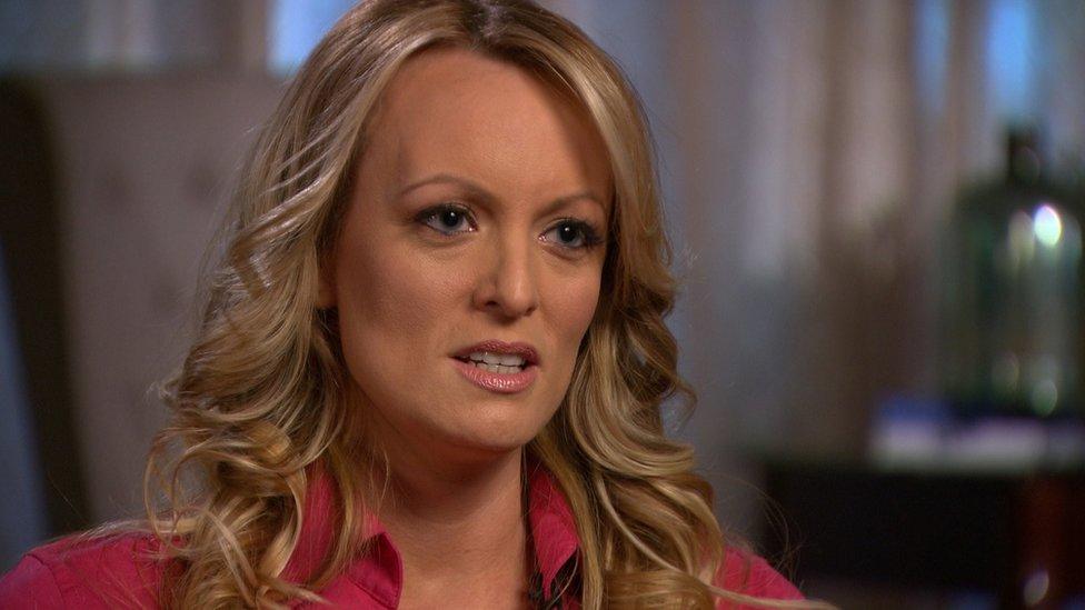 Me amenazaron para que “dejara a Trump en paz”: la actriz porno Stormy Daniels revela detalles de su supuesta relación con el presidente estadounidense