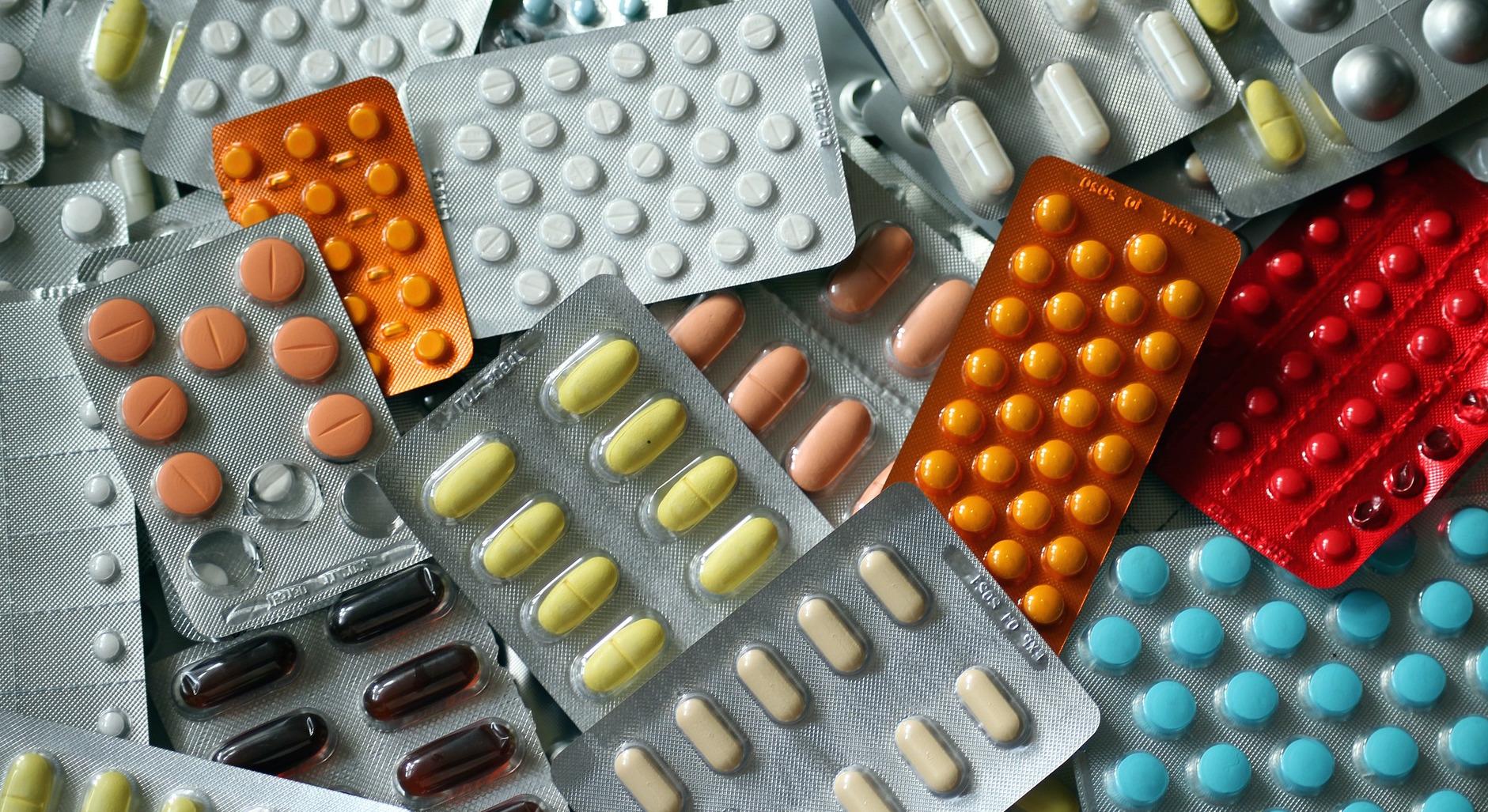 Licitación de medicamentos y material de curación de UNOPS e Insabi recibe ofertas para 94% de las claves