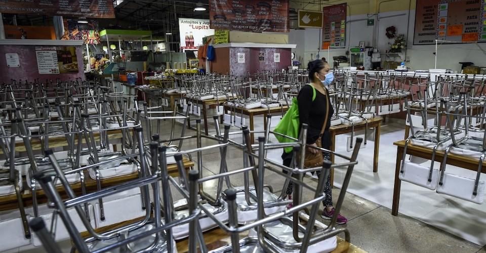 ‘Estoy embarazada, me despidieron y voy a perder el seguro’: denuncian despidos arbitrarios por pandemia de COVID-19