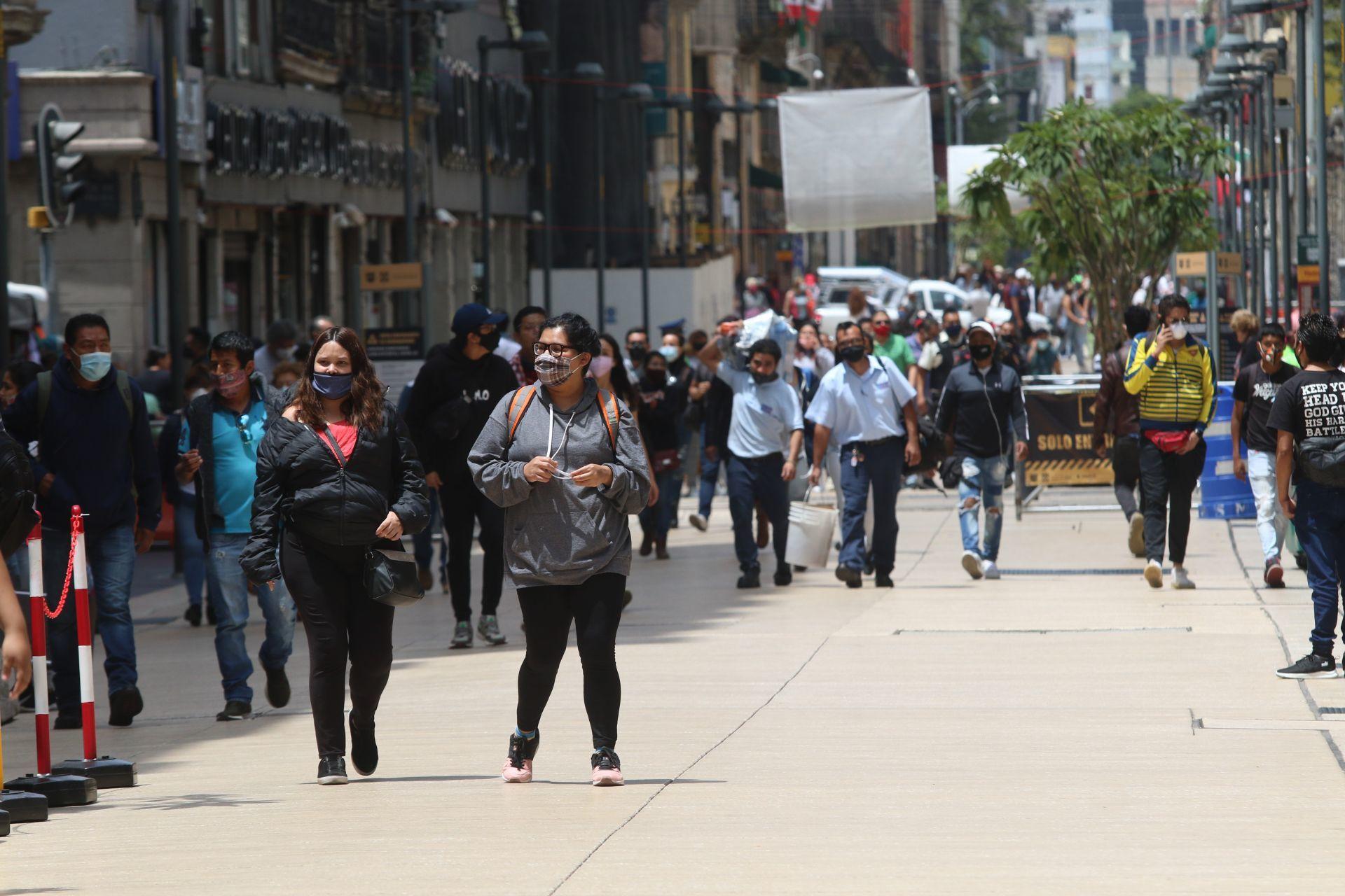 CDMX sigue en naranja, reabren boliches, casinos y comercios del centro los domingos