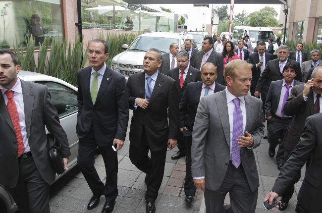 Diputados ‘a salto de mata’; sesionarán en sede alterna