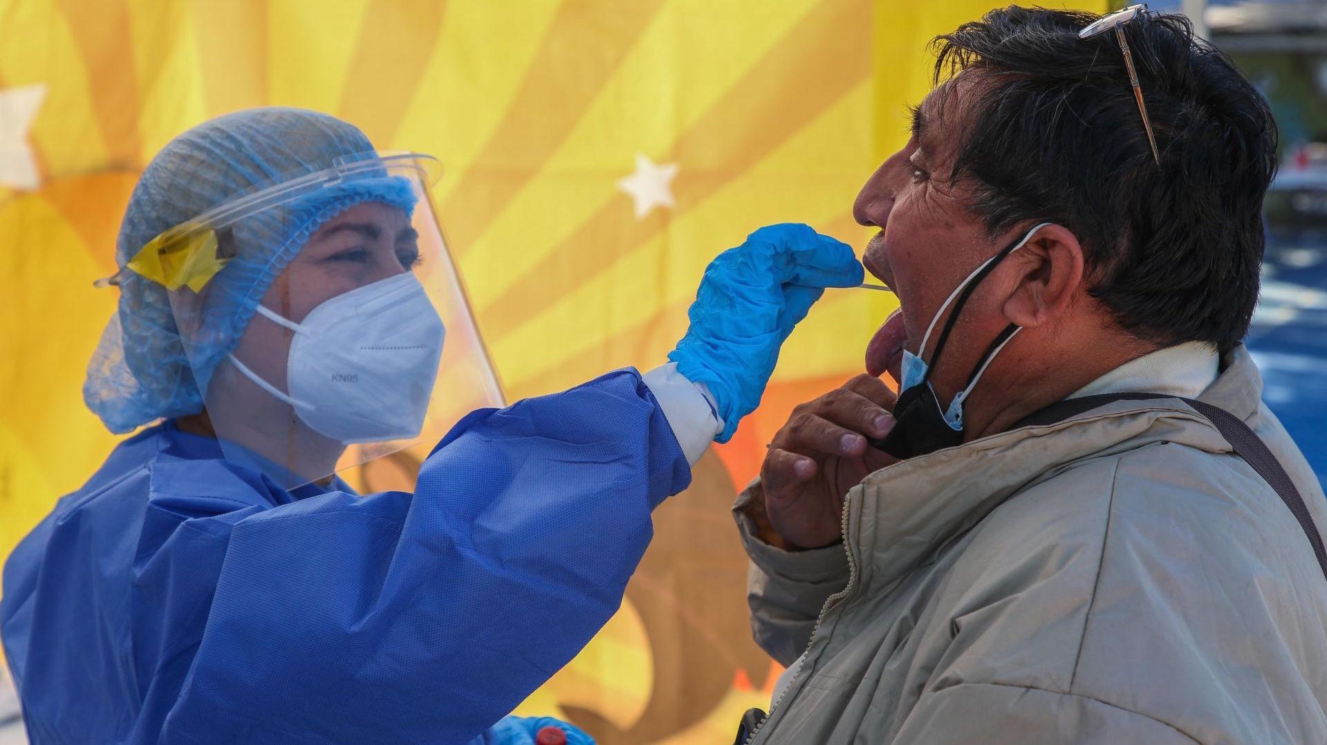 México suma 50 mil 373 casos de COVID y 278 fallecimientos en el último día