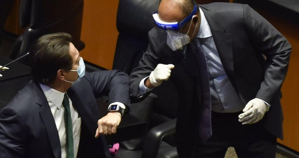 ¿Saludas con el codo en la ‘nueva normalidad’? Tampoco es recomendable, según la OMS
