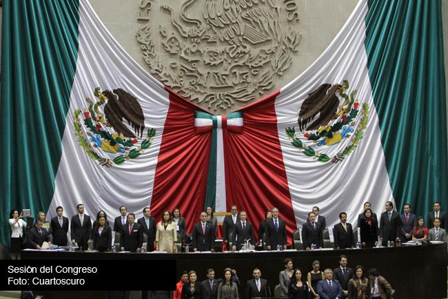 Aprueban en lo general la Ley de Servicio Profesional Docente