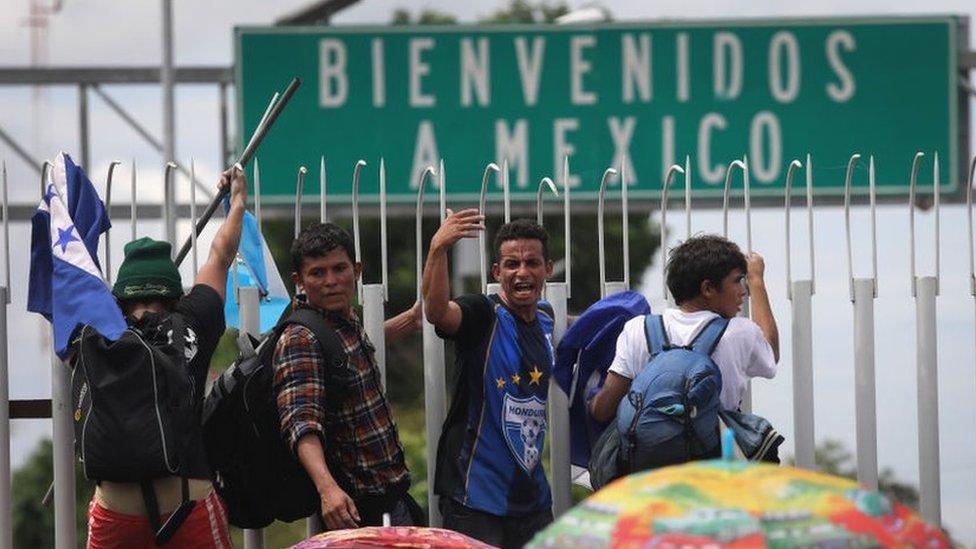 Caravana de migrantes: por qué se dice que México se convirtió en la policía migratoria de Estados Unidos