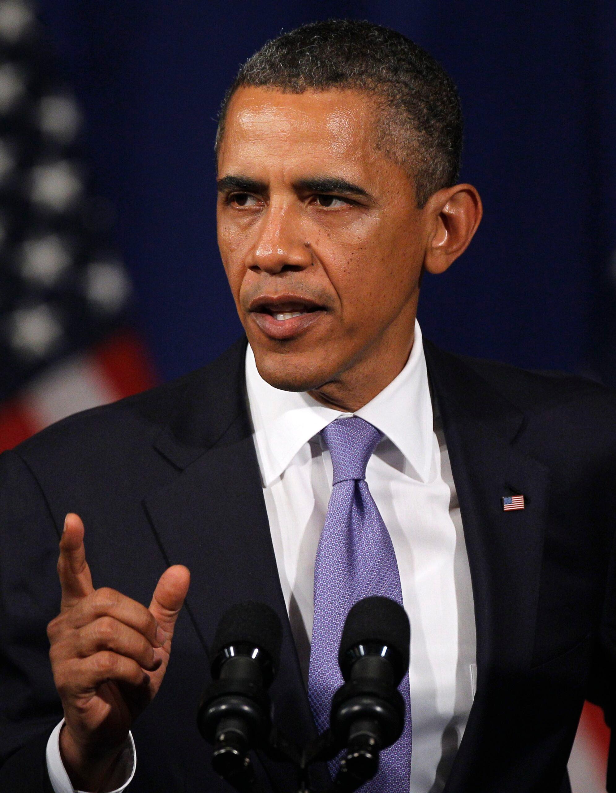 Lanza Obama ofensiva contra producción industrial de marihuana en EUA