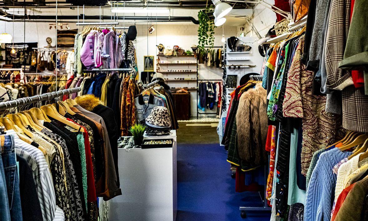 ¡Para renovar tu estilo! *Lugares y bazares para conseguir ropa de segunda mano*