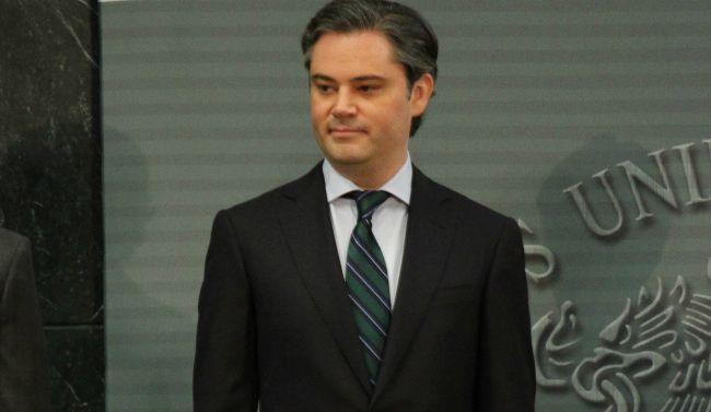 Titular de la SEP revisará irregularidades en la nómina magisterial, pero no dice cuándo